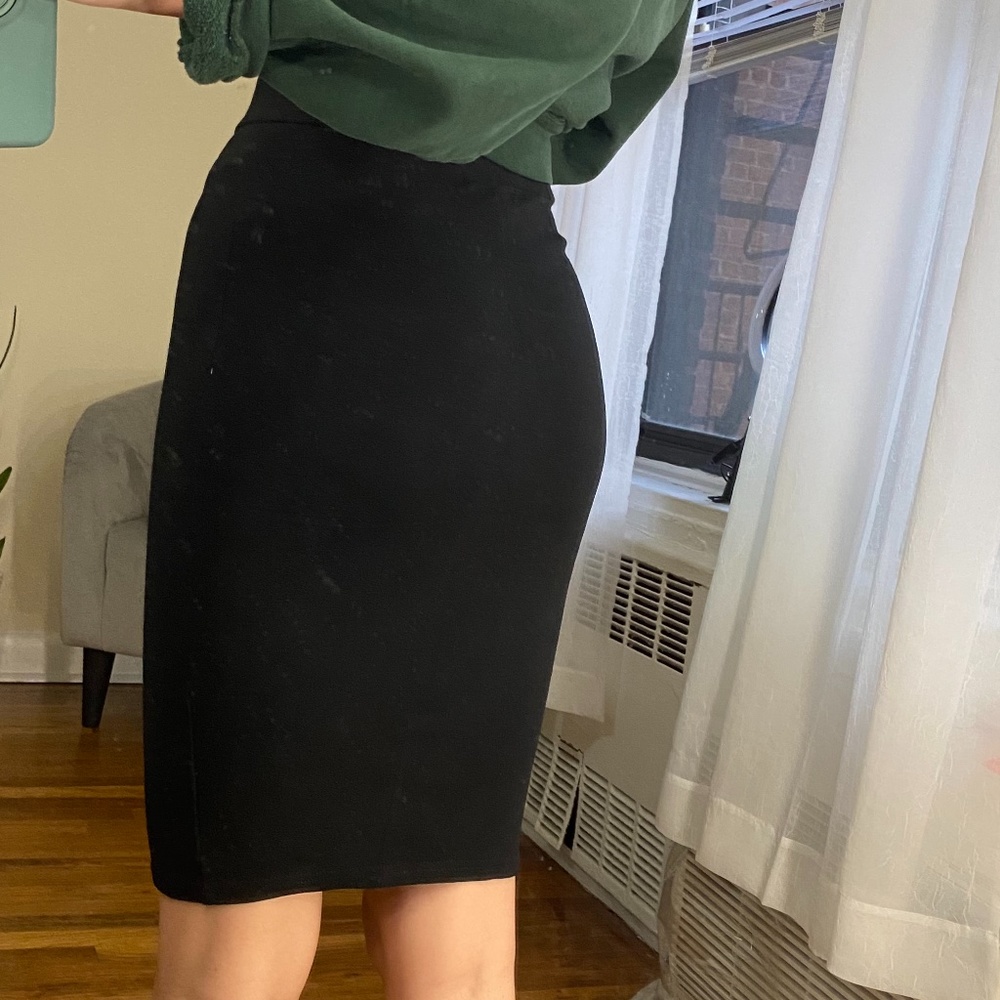 Black Pencil Skirt - Picture 3 of 5